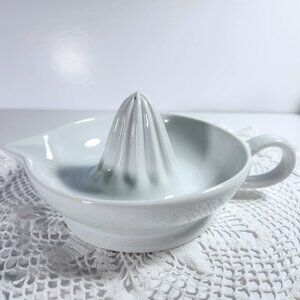 Cordon Bleu Glass Juicer Reamer Loop Handle Large Citrus Reamer 8 1/2" x 6 1/2"